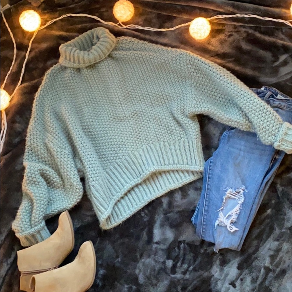 Knitted teal turtleneck sweater!